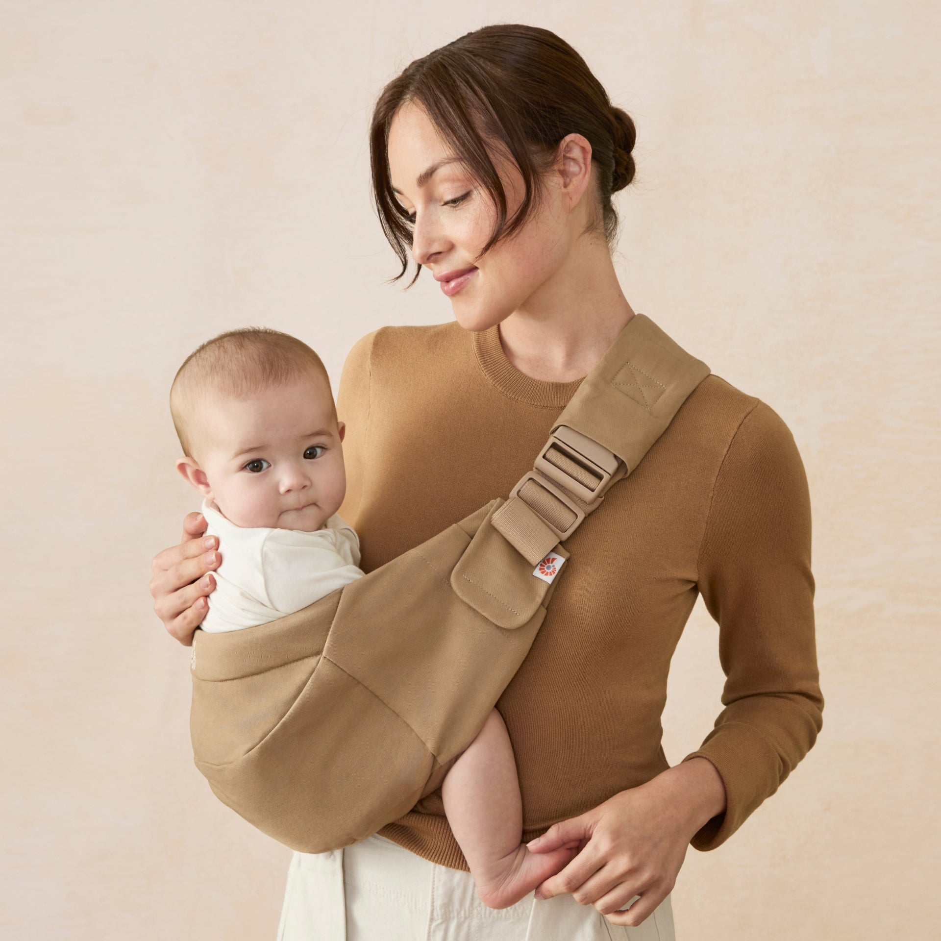Upsie Sling Carrier : Camel