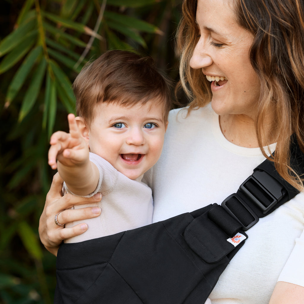 Upsie Sling Carrier : Onyx Black