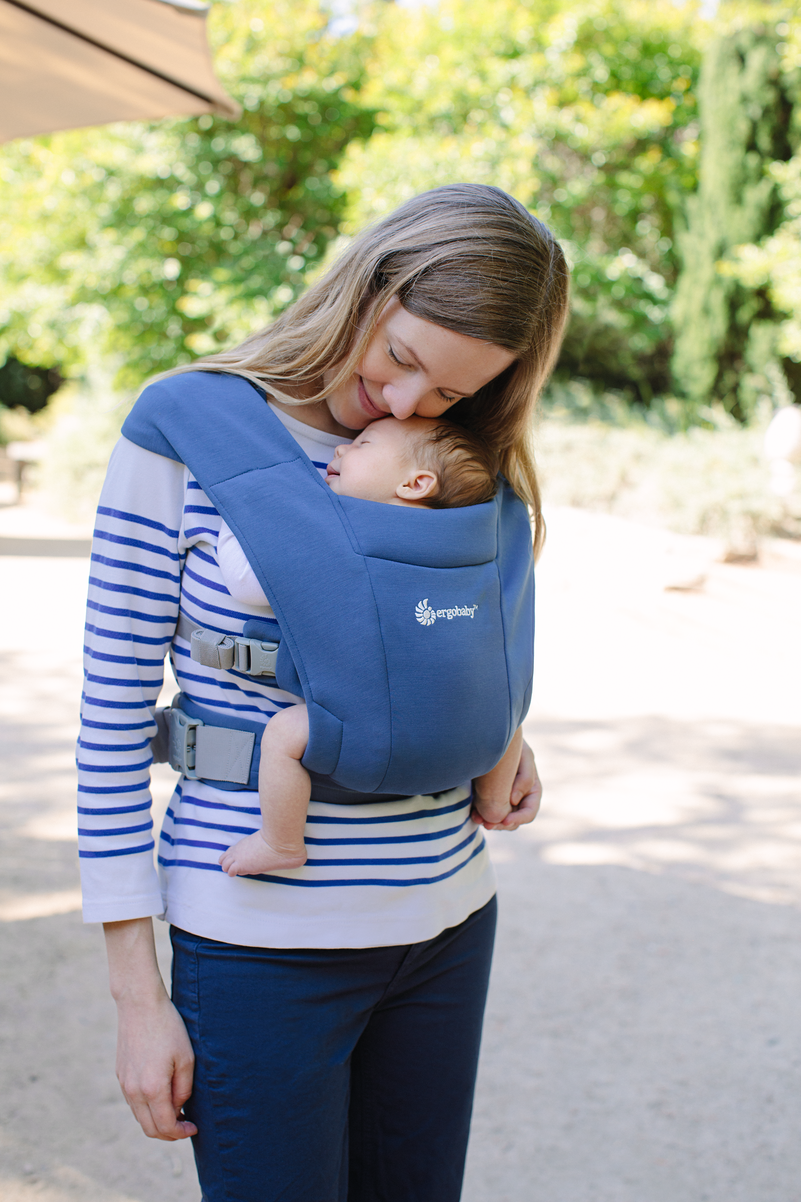 Embrace : Soft Navy